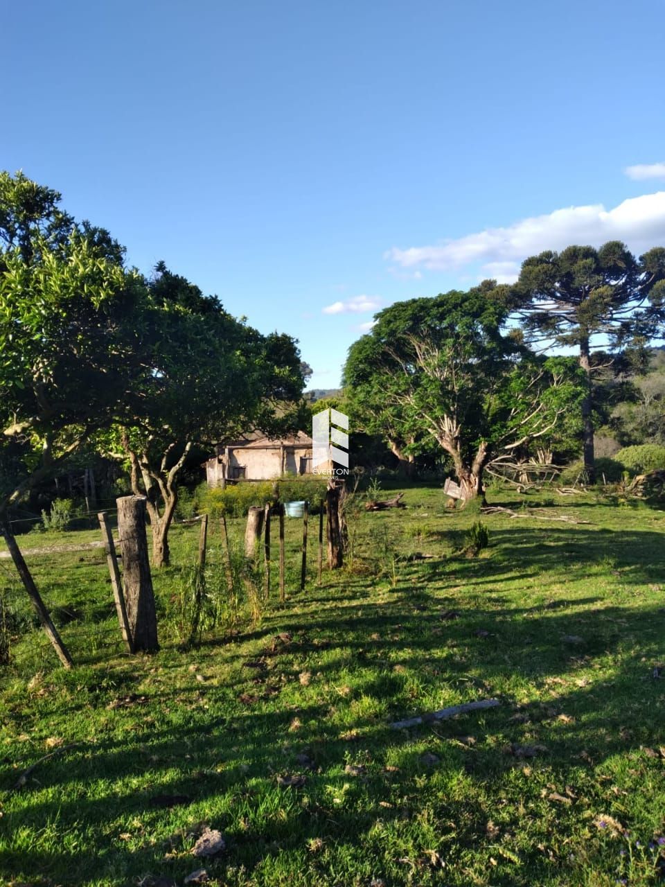 Lote/Terreno Comercial de 420000m² no bairro Zona rural, em Caçapava do Sul | Eu Corretor