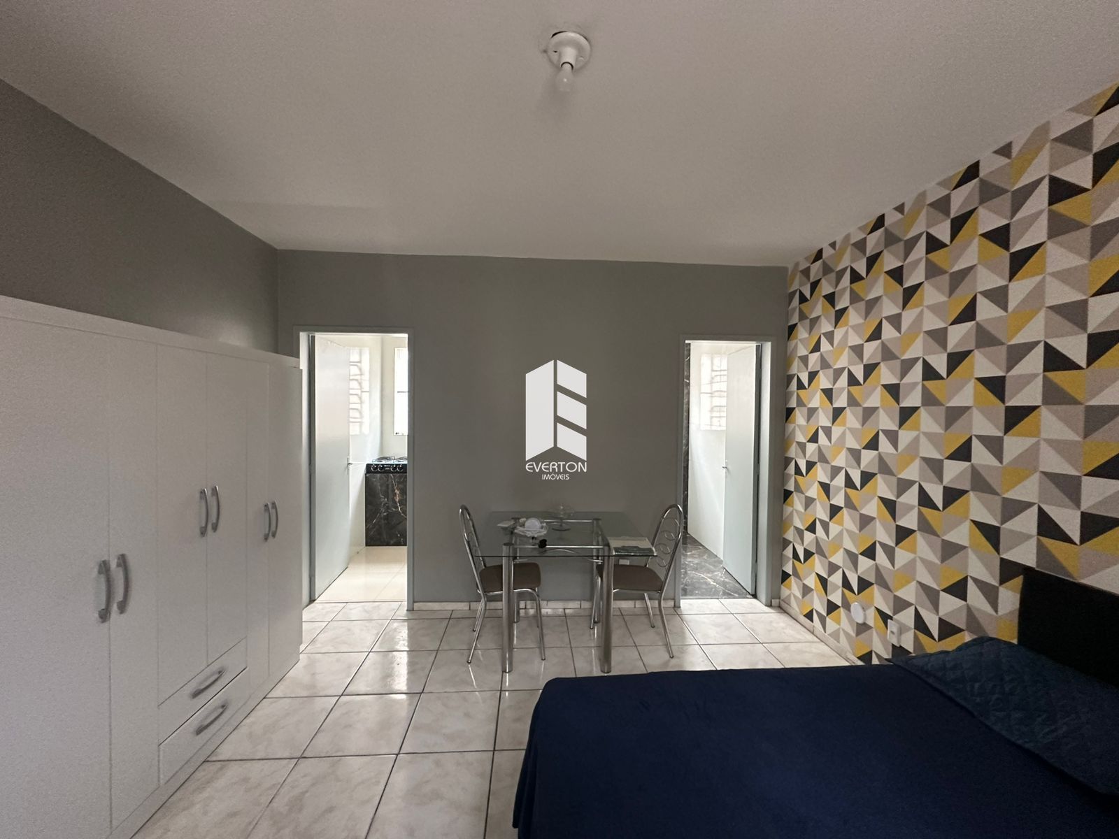 Apartamento de 1 quarto, 23m² no bairro Menino Jesus, em Santa Maria | Eu Corretor