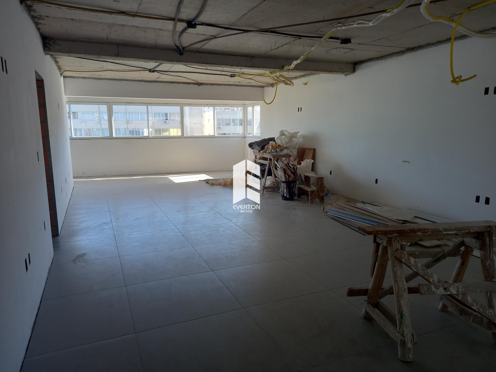 Apartamento de 3 quartos, 211m² no bairro Centro, em Santa Maria | Eu Corretor