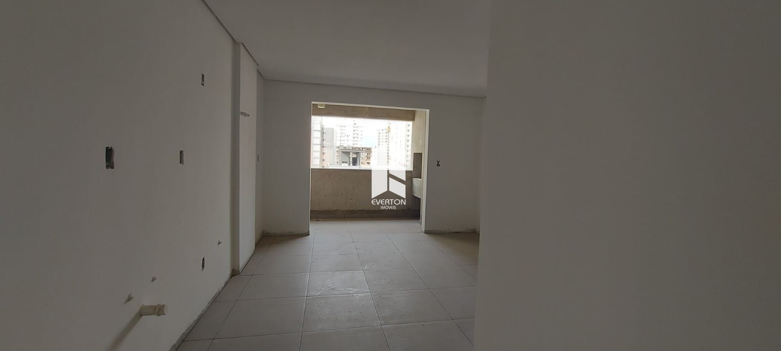 Apartamento 2 dormitórios à venda Morretes - Zona 3 Itapema/SC