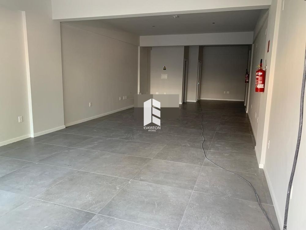 Loja / Salão / Ponto Comercial de 1 quarto, 71m² no bairro Bonfim, em Santa Maria | Eu Corretor