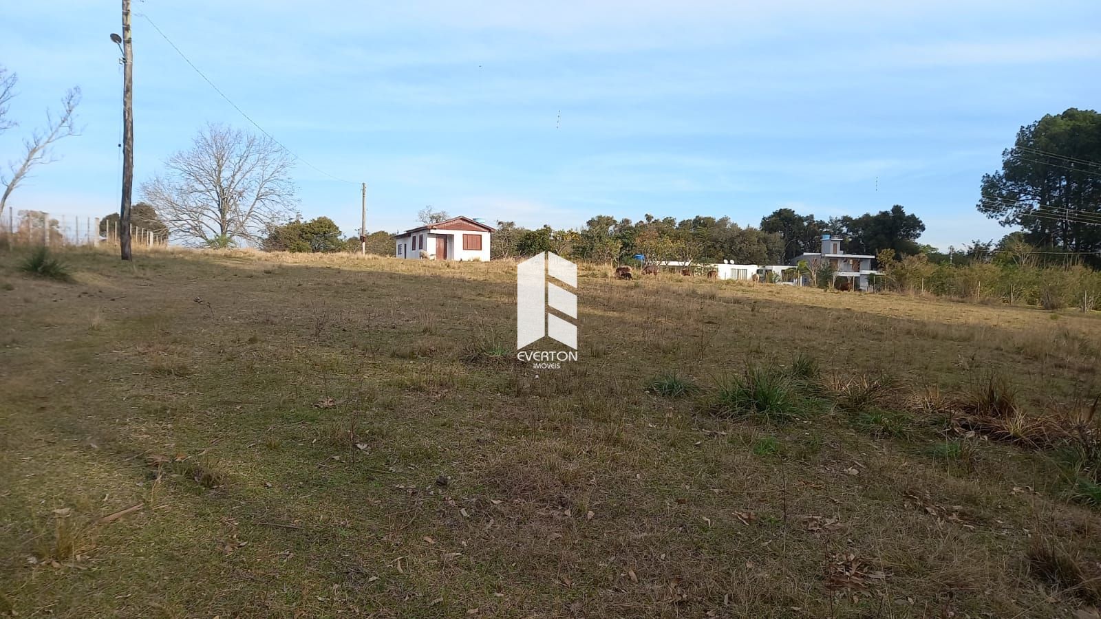 Chácara 2 dormitórios à venda Zona rural Santa Maria/RS