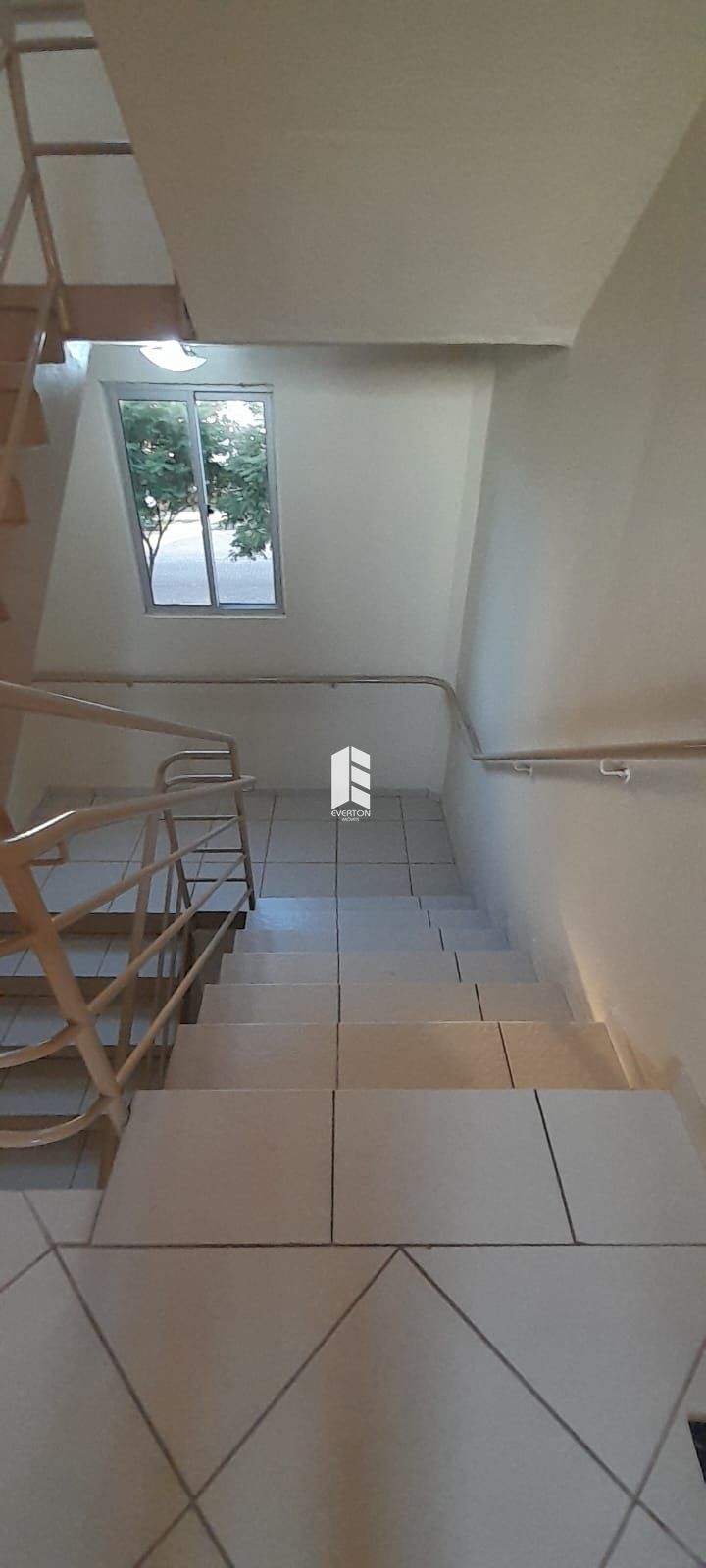 img240409355