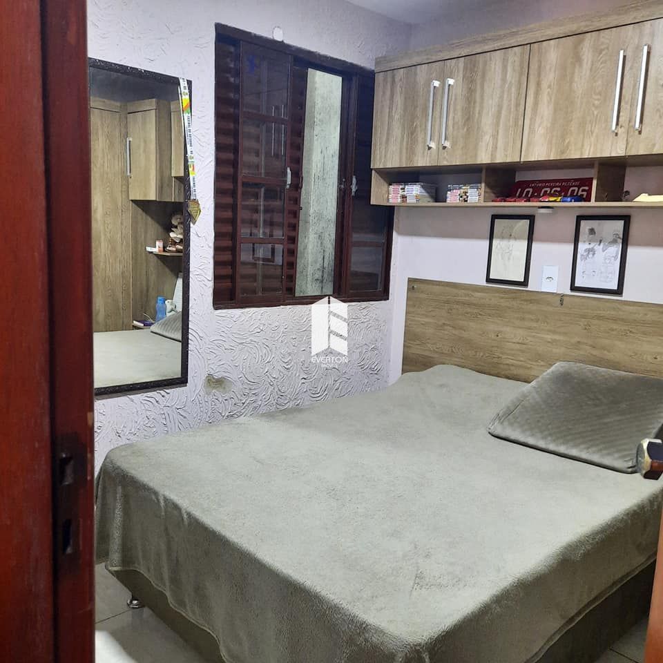 Casa de 3 quartos, 225m² no bairro Tancredo Neves, em Santa Maria | Eu Corretor