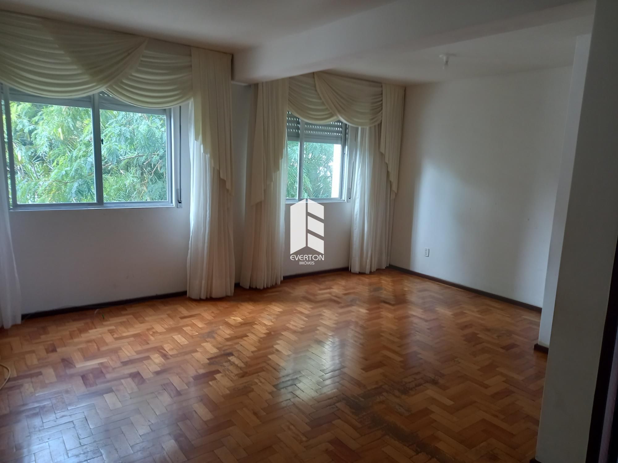 Apartamento de 2 quartos, 116m² no bairro Centro, em Santa Maria | Eu Corretor