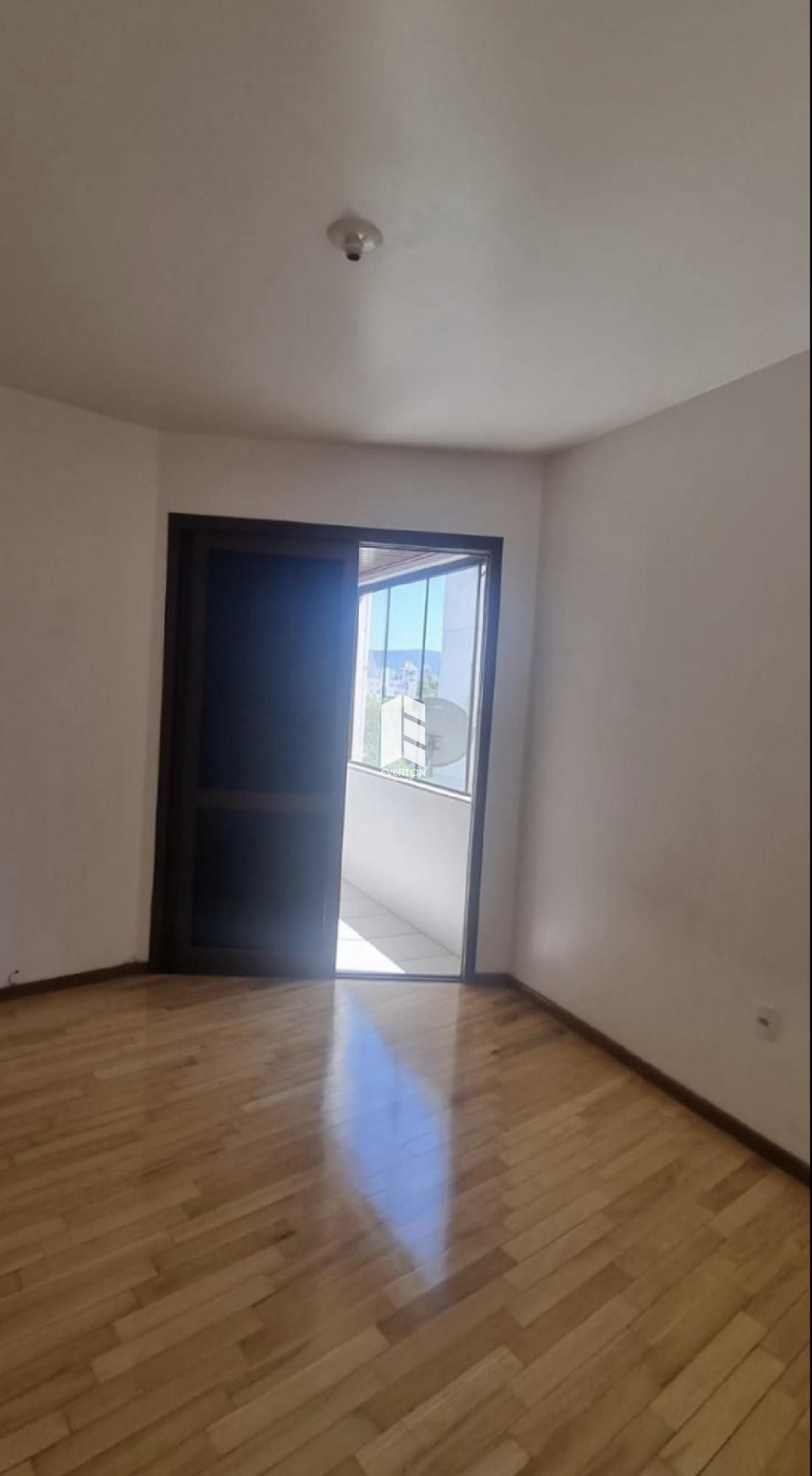 Apartamento de 2 quartos, 65m² no bairro Duque de Caxias, em Santa Maria | Eu Corretor