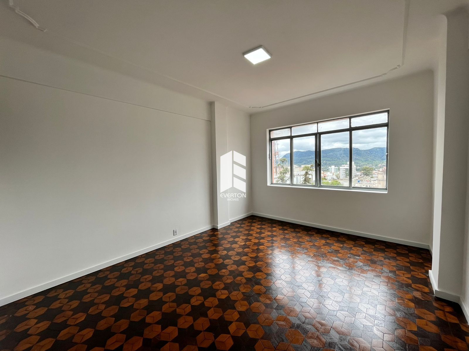 Apartamento de 2 quartos, 90m² no bairro Centro, em Santa Maria | Eu Corretor