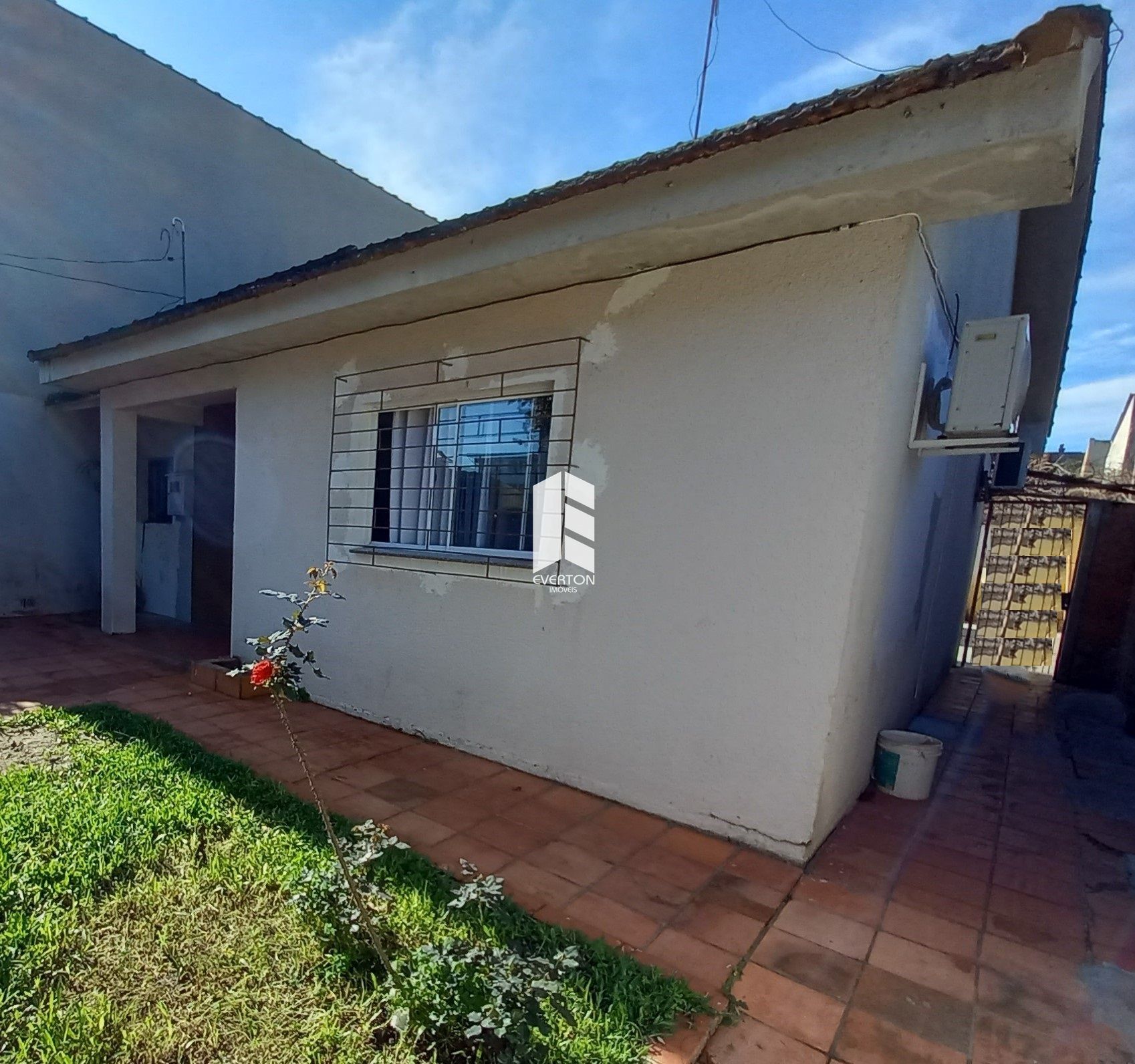 Casa 2 dormitórios à venda Nossa Senhora de Lourdes Santa Maria/RS