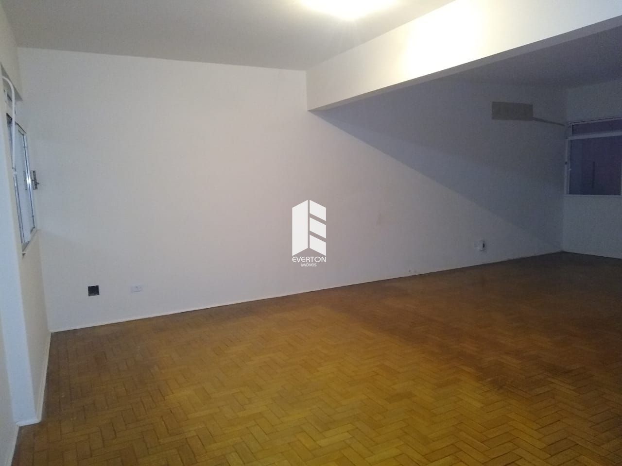 Apartamento de 3 quartos, 179m² no bairro Centro, em Santa Maria | Eu Corretor