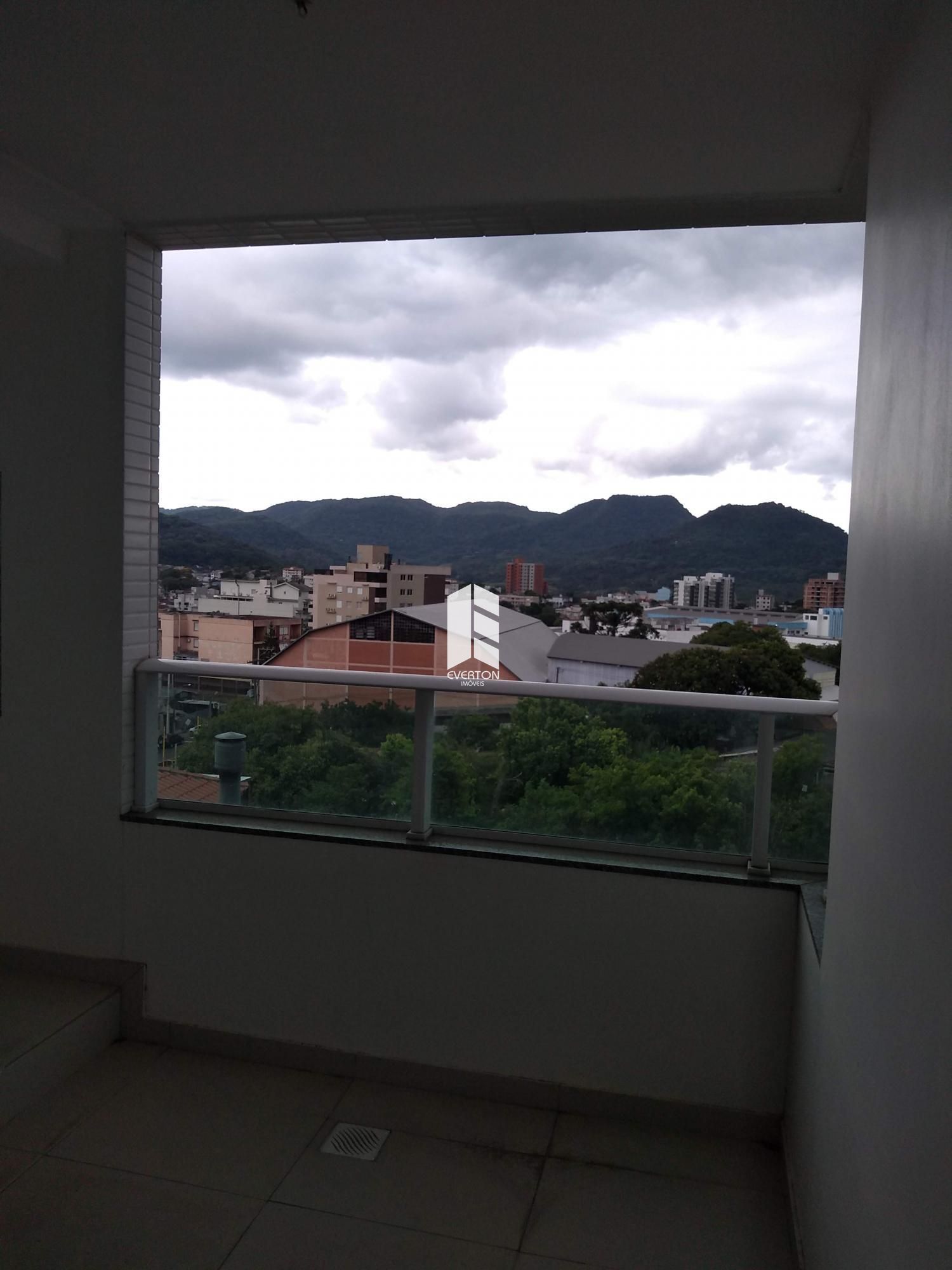 Apartamento de 3 quartos, 190m² no bairro Nossa Senhora das Dores, em Santa Maria | Eu Corretor