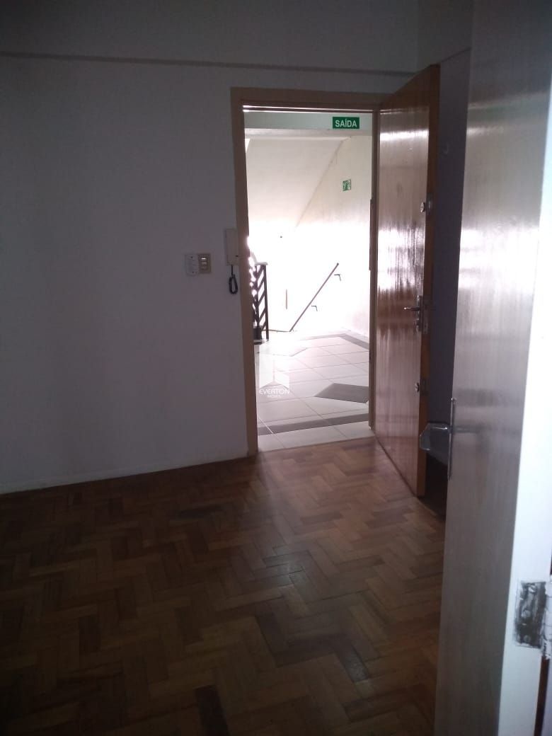 Sala Comercial de 3 quartos, 34m² no bairro Centro, em Santa Maria | Eu Corretor