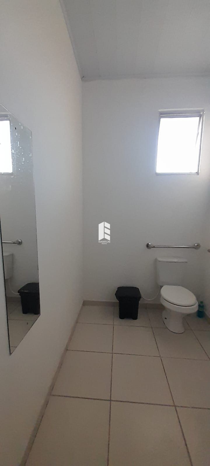 img240409522