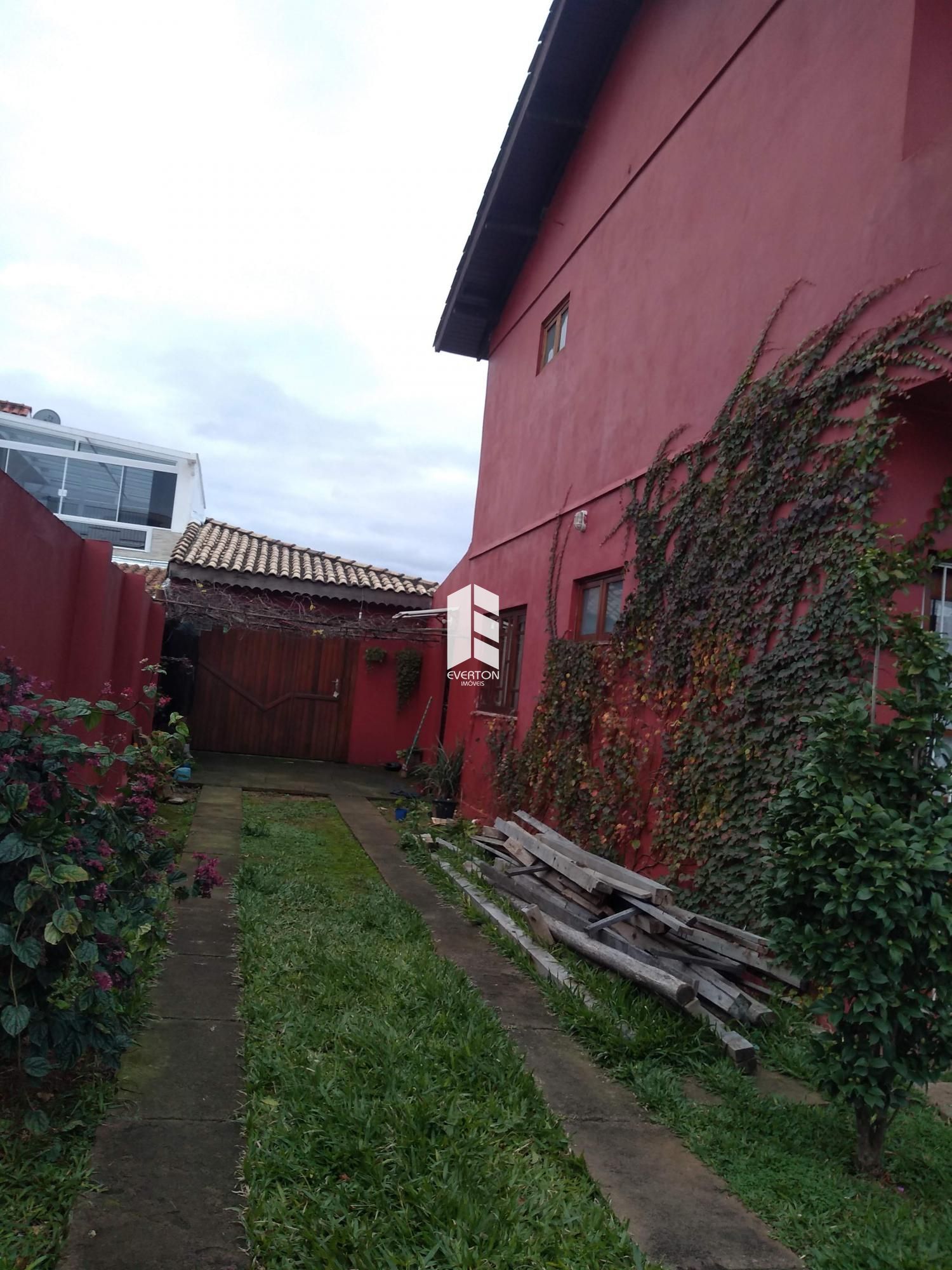 Casa de 2 quartos, 176m² no bairro Pinheiro Machado, em Santa Maria | Eu Corretor