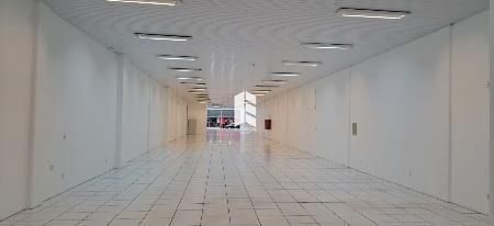 Loja / Salão / Ponto Comercial de 1 quarto, 1034m² no bairro Centro, em Santa Maria | Eu Corretor
