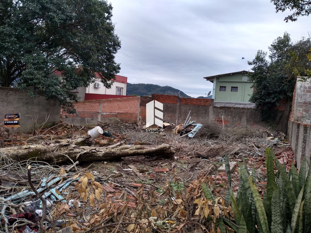 Lote/Terreno de 299m² no bairro Nossa Senhora do Rosário, em Santa Maria | Eu Corretor