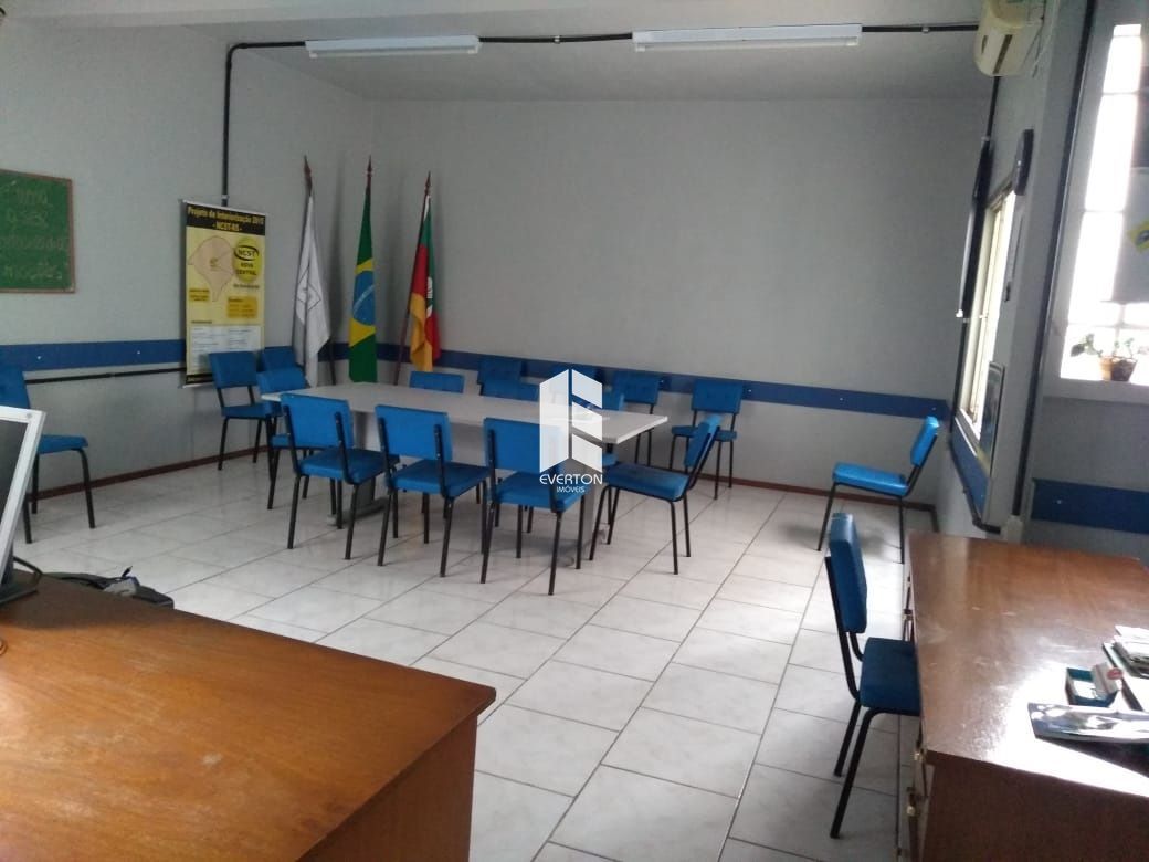 Prédio Inteiro de 5 quartos, 246m² no bairro Nossa Senhora do Rosário, em Santa Maria | Eu Corretor