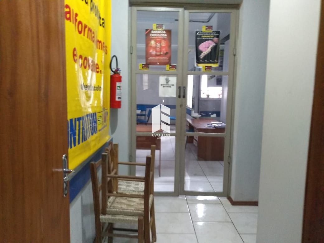 Prédio Inteiro de 5 quartos, 246m² no bairro Nossa Senhora do Rosário, em Santa Maria | Eu Corretor