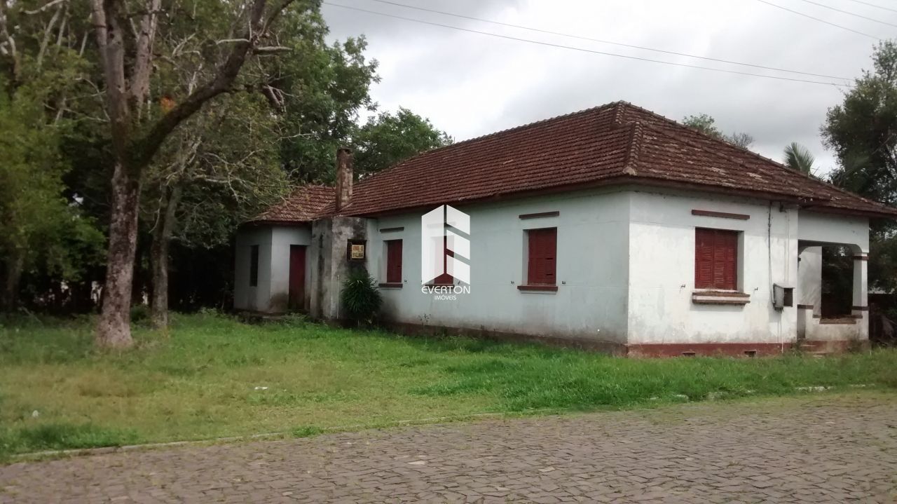 Casa de 4 quartos, 197m² no bairro Centro, em São Pedro do Sul | Eu Corretor