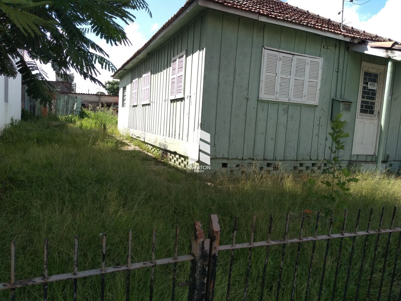 Lote/Terreno de 300m² no bairro Duque de Caxias, em Santa Maria | Eu Corretor