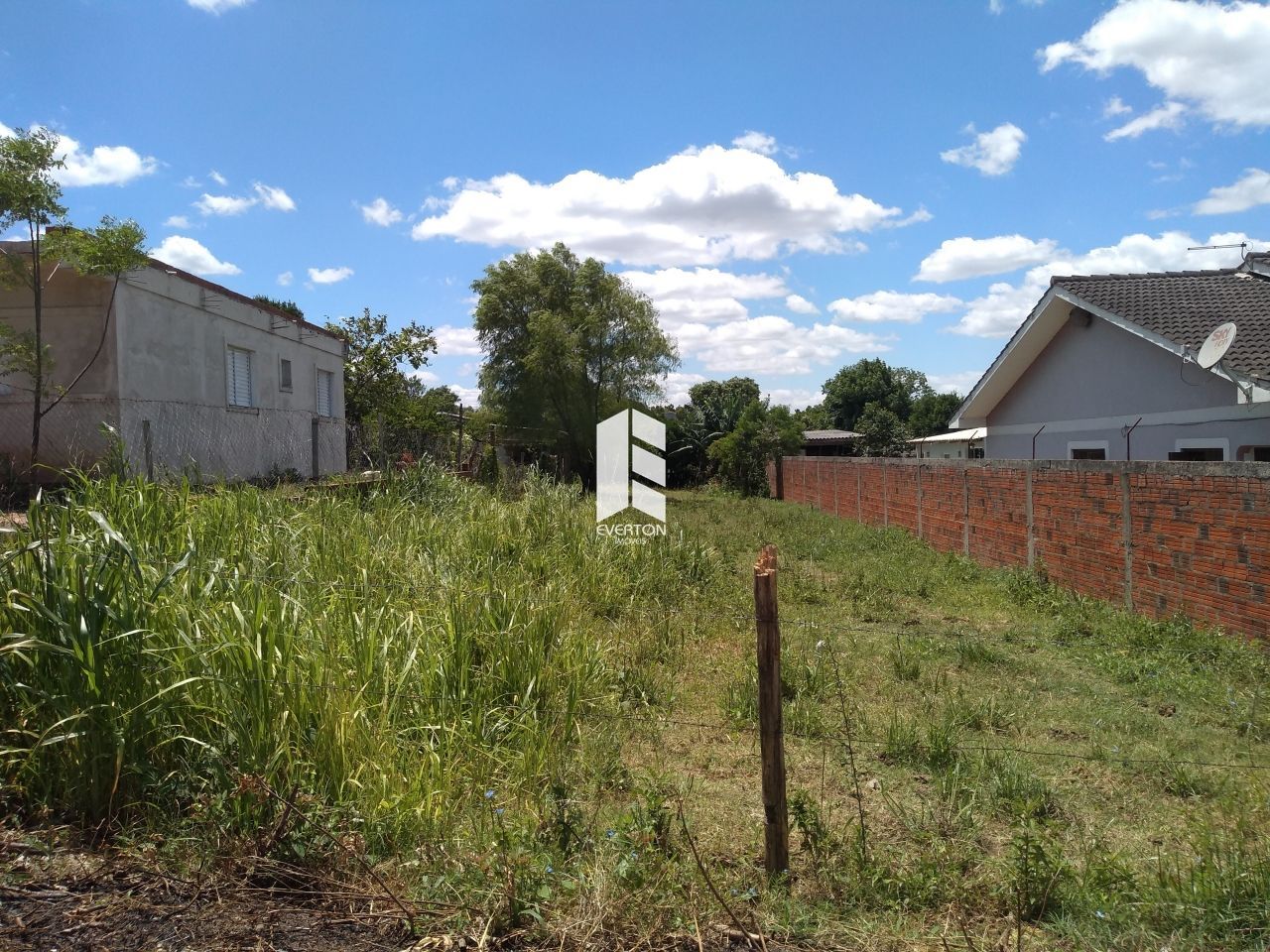 Terreno à venda Pinheiro Machado Santa Maria/RS