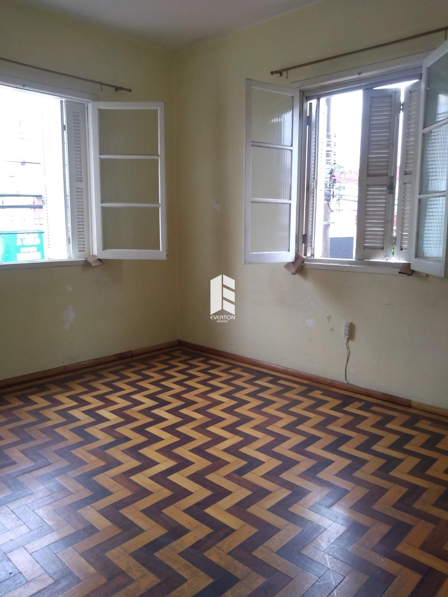 Apartamento de 4 quartos, 115m² no bairro Bonfim, em Santa Maria | Eu Corretor