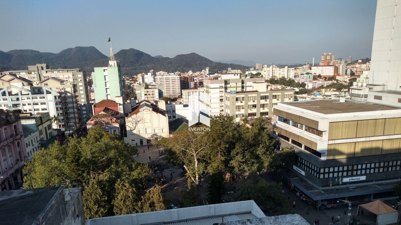 Apartamento de 2 quartos, 102m² no bairro Centro, em Santa Maria | Eu Corretor