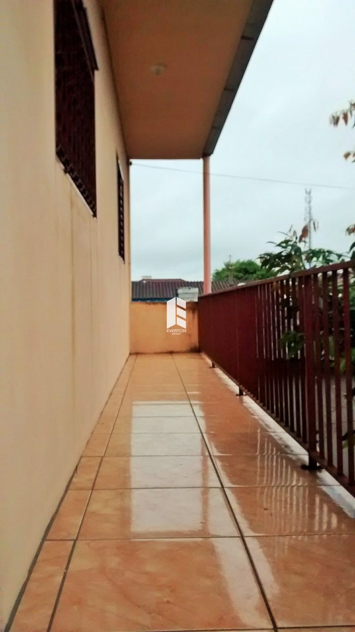 Casa de 3 quartos, 160m² no bairro Tancredo Neves, em Santa Maria | Eu Corretor