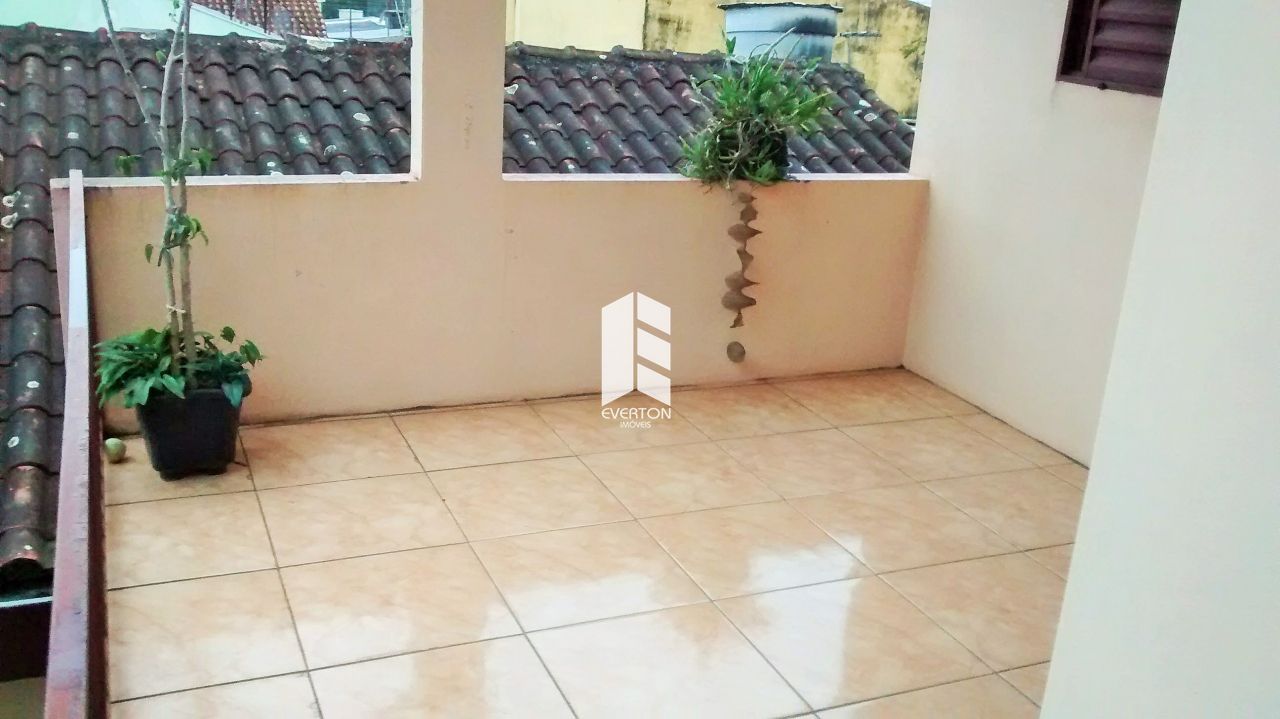 Casa de 3 quartos, 160m² no bairro Tancredo Neves, em Santa Maria | Eu Corretor