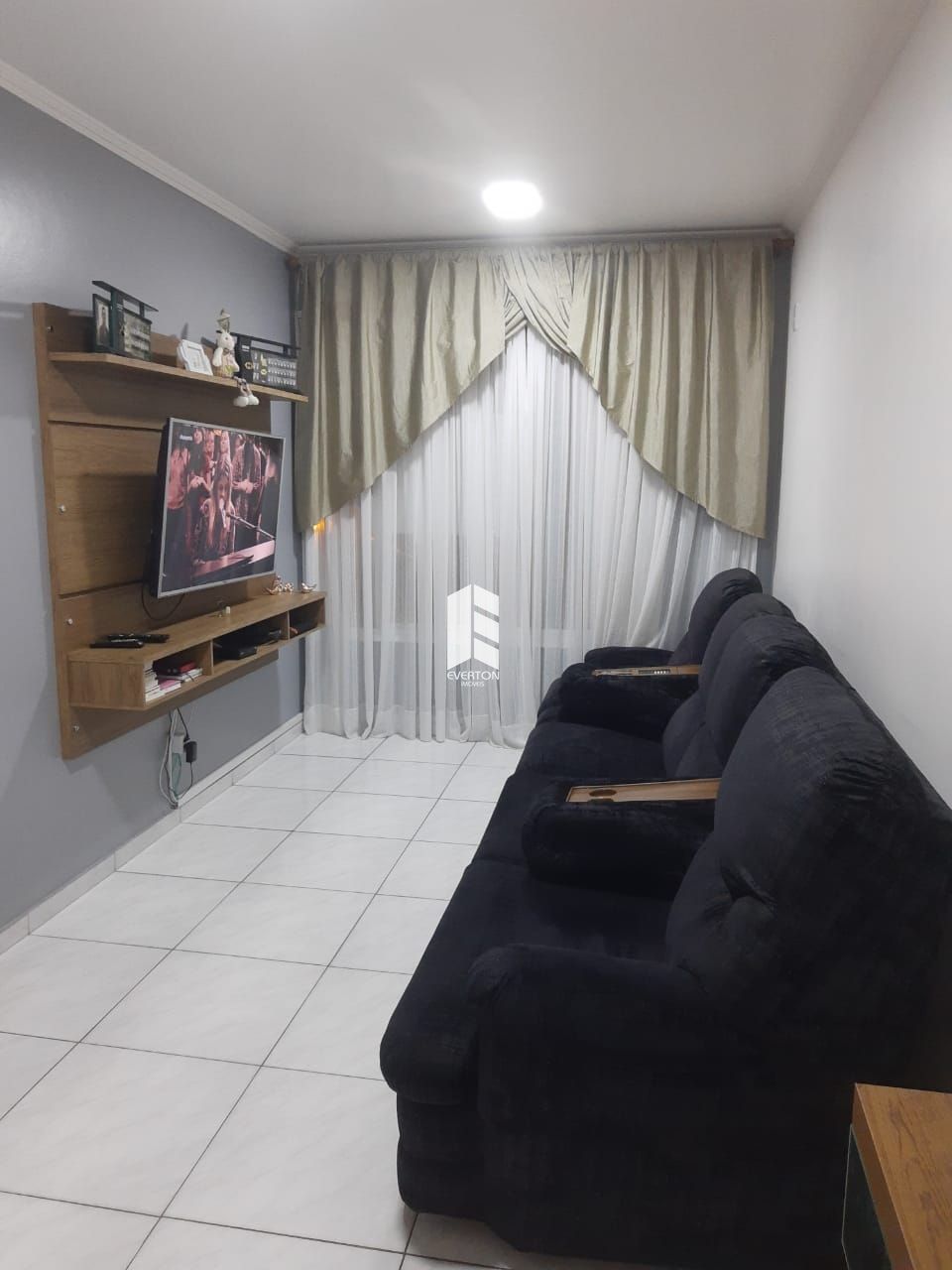 Apartamento de 2 quartos, 72m² no bairro Duque de Caxias, em Santa Maria | Eu Corretor