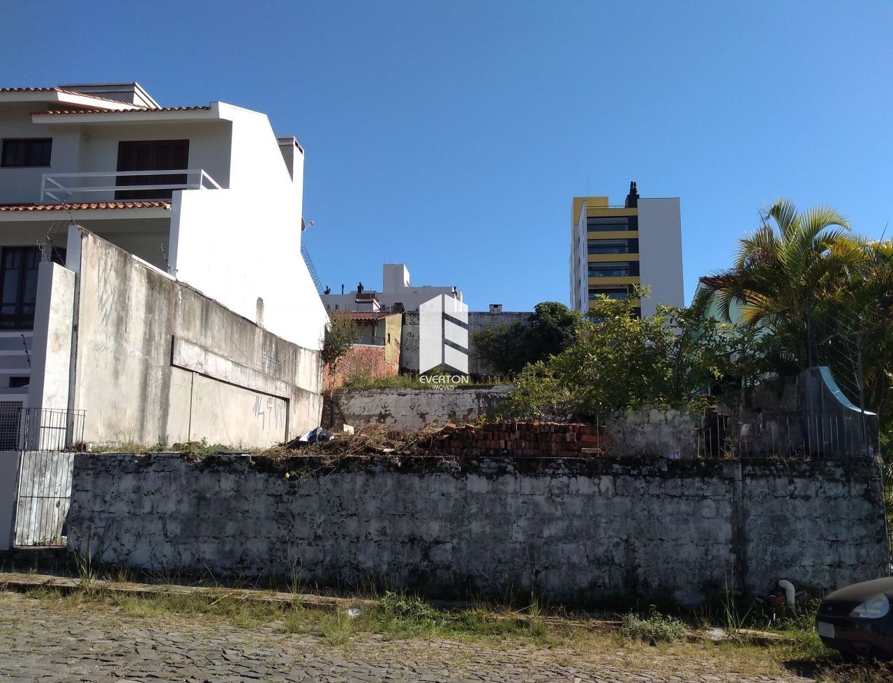 Lote/Terreno de 432m² no bairro Nossa Senhora de Lourdes, em Santa Maria | Eu Corretor