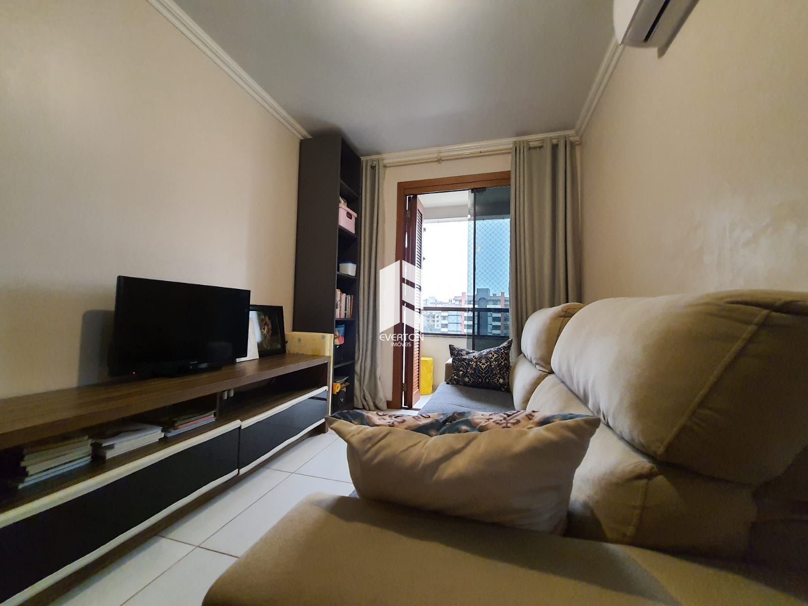 Apartamento de 2 quartos, 69m² no bairro Camobi, em Santa Maria | Eu Corretor