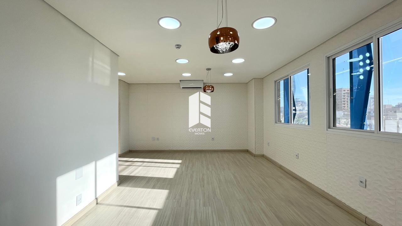 Sala Comercial de 1 quarto, 34m² no bairro Centro, em Santa Maria | Eu Corretor