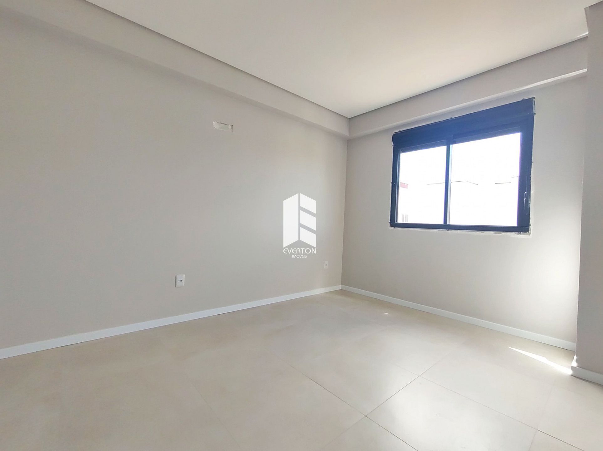 Apartamento de 2 quartos, 79m² no bairro Camobi, em Santa Maria | Eu Corretor