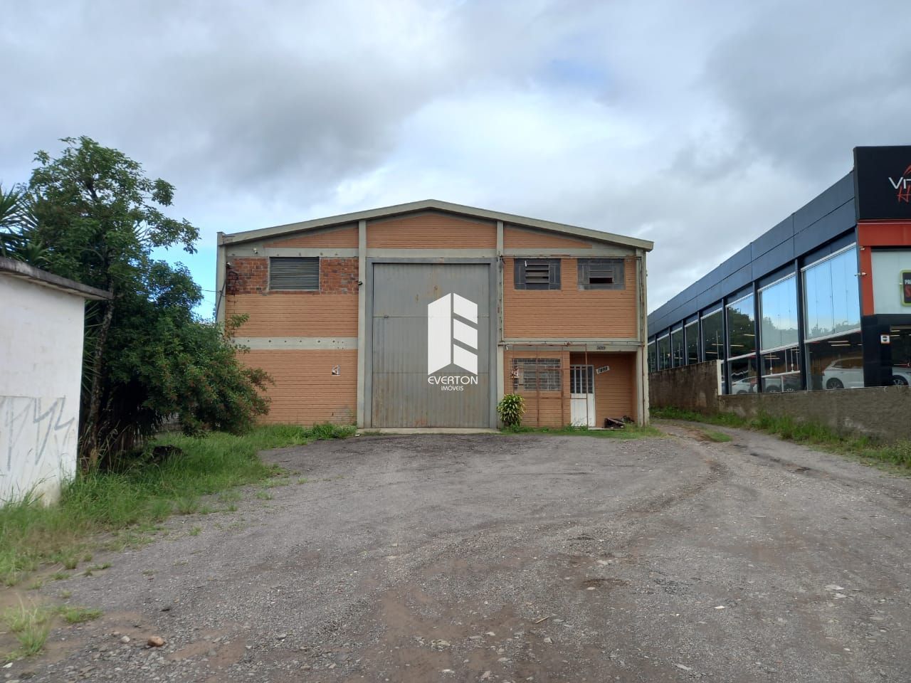 Galpão / Depósito / Armazém de 3 quartos, 2610m² no bairro Camobi, em Santa Maria | Eu Corretor