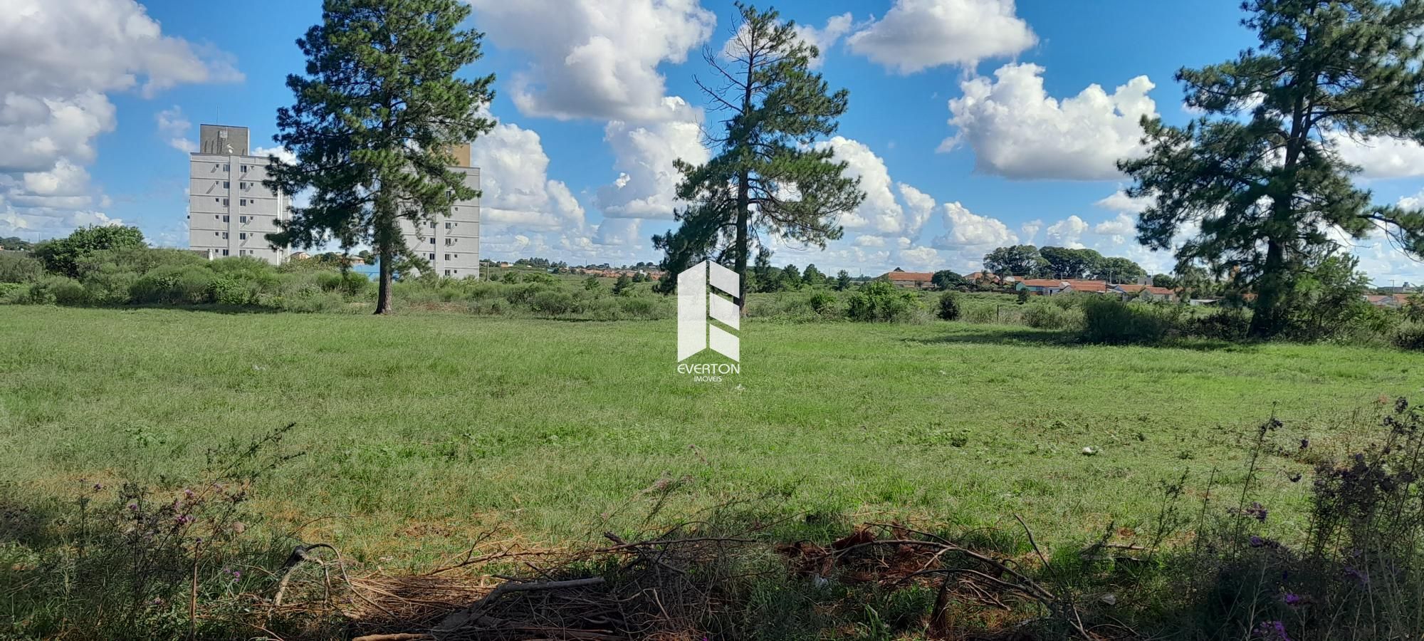 Terreno à venda Pinheiro Machado Santa Maria/RS