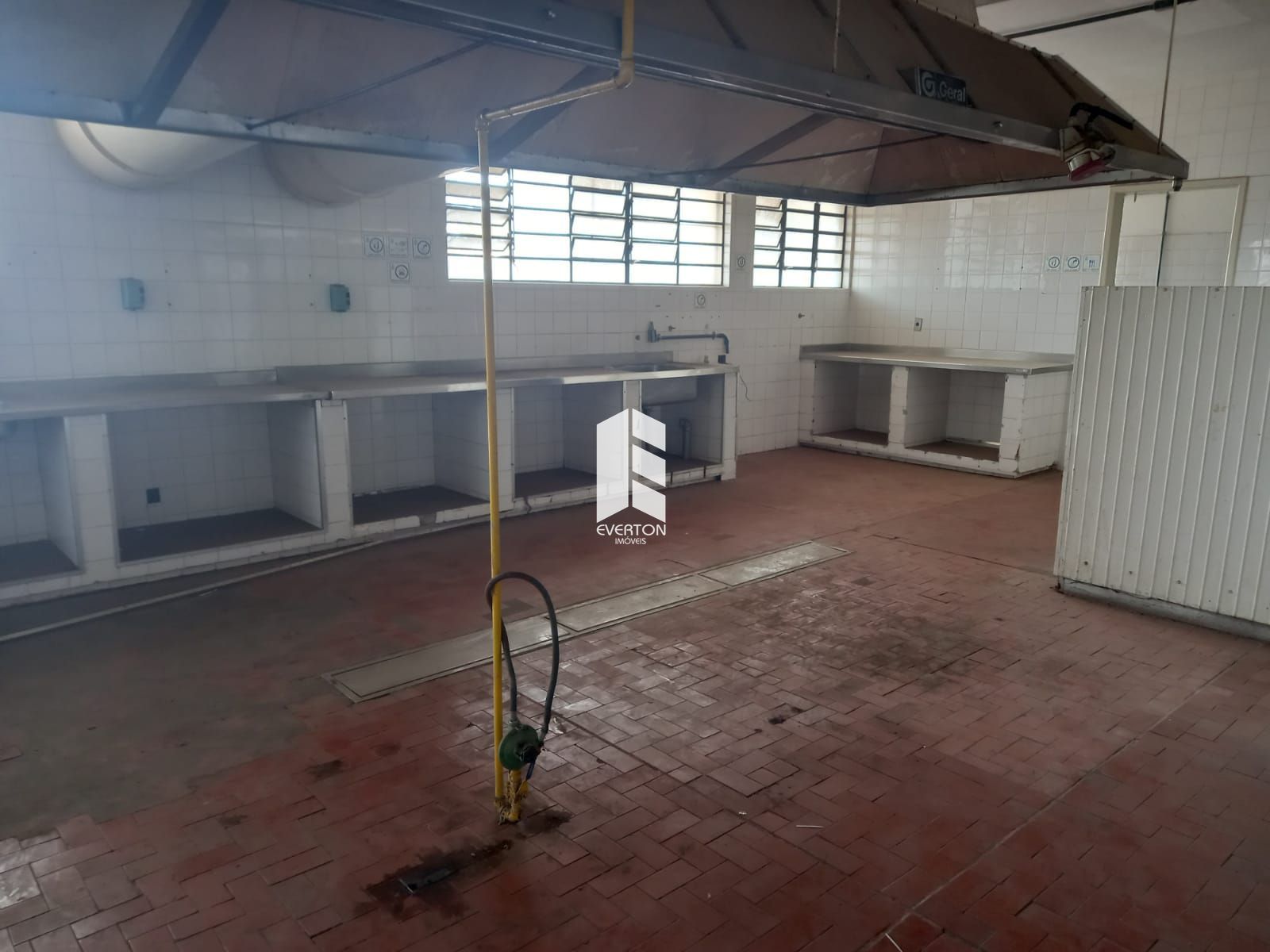 Pavilhão 3 dormitórios para alugar são josé santa maria/rs