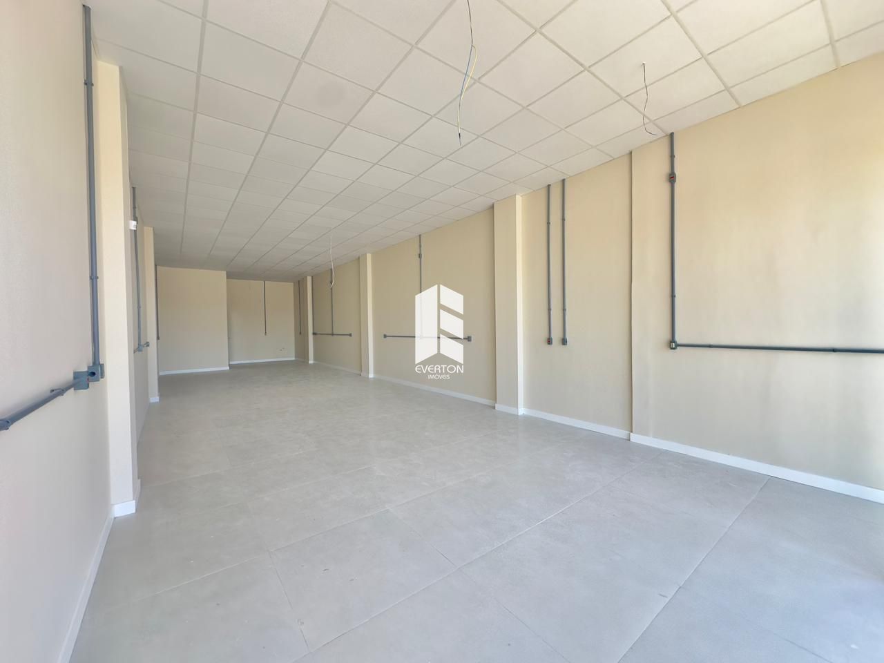 Loja / Salão / Ponto Comercial de 1 quarto, 100m² no bairro Camobi, em Santa Maria | Eu Corretor