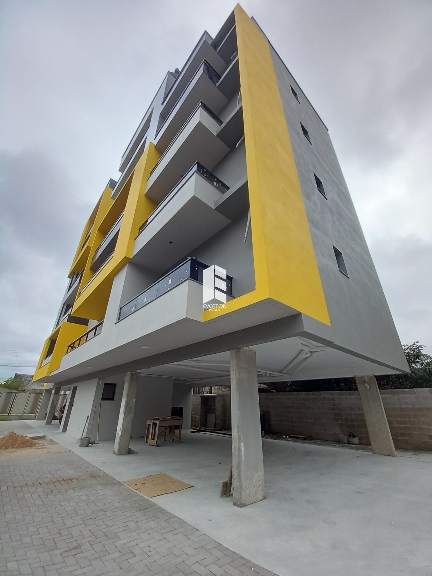 Apartamento de 2 quartos, 80m² no bairro Duque de Caxias, em Santa Maria | Eu Corretor