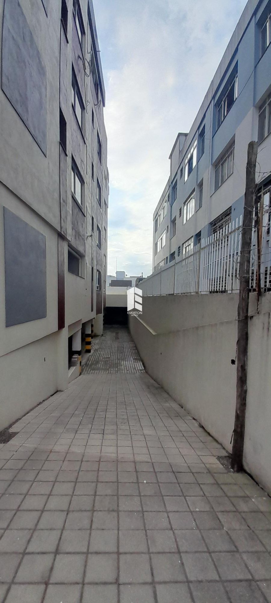 img251819530