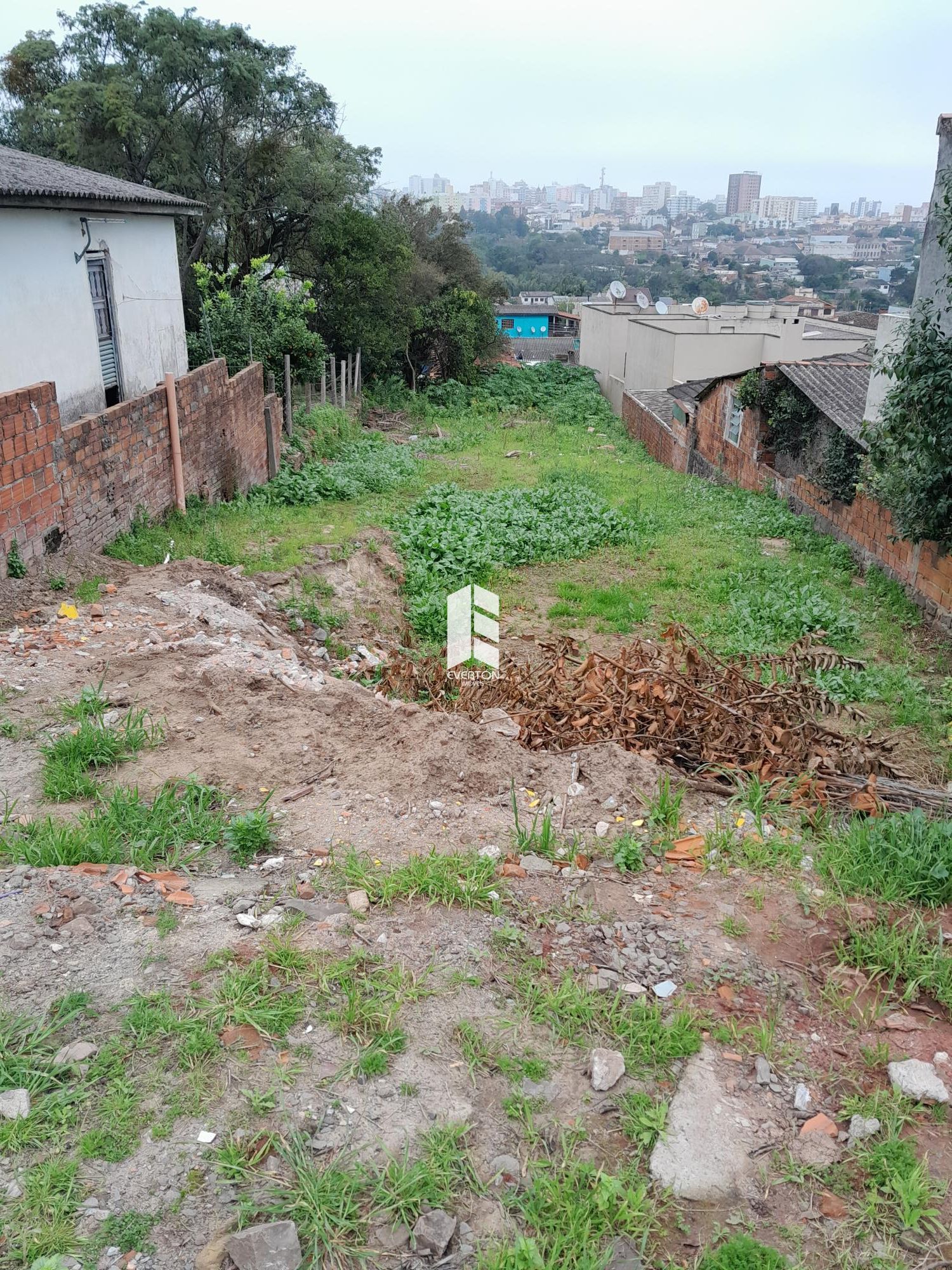 Lote/Terreno de 380m² no bairro Itararé, em Santa Maria | Eu Corretor