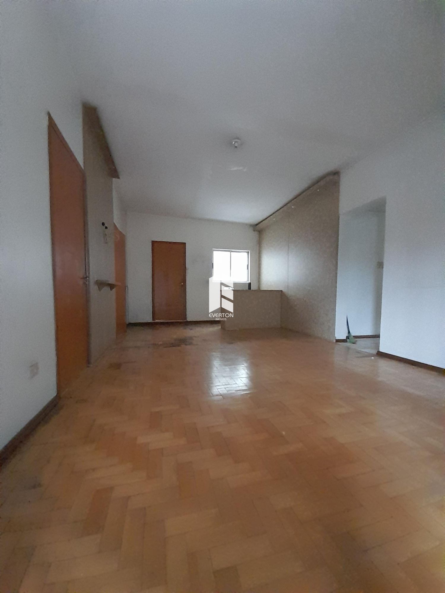 Sala Comercial de 3 quartos, 150m² no bairro Centro, em Santa Maria | Eu Corretor