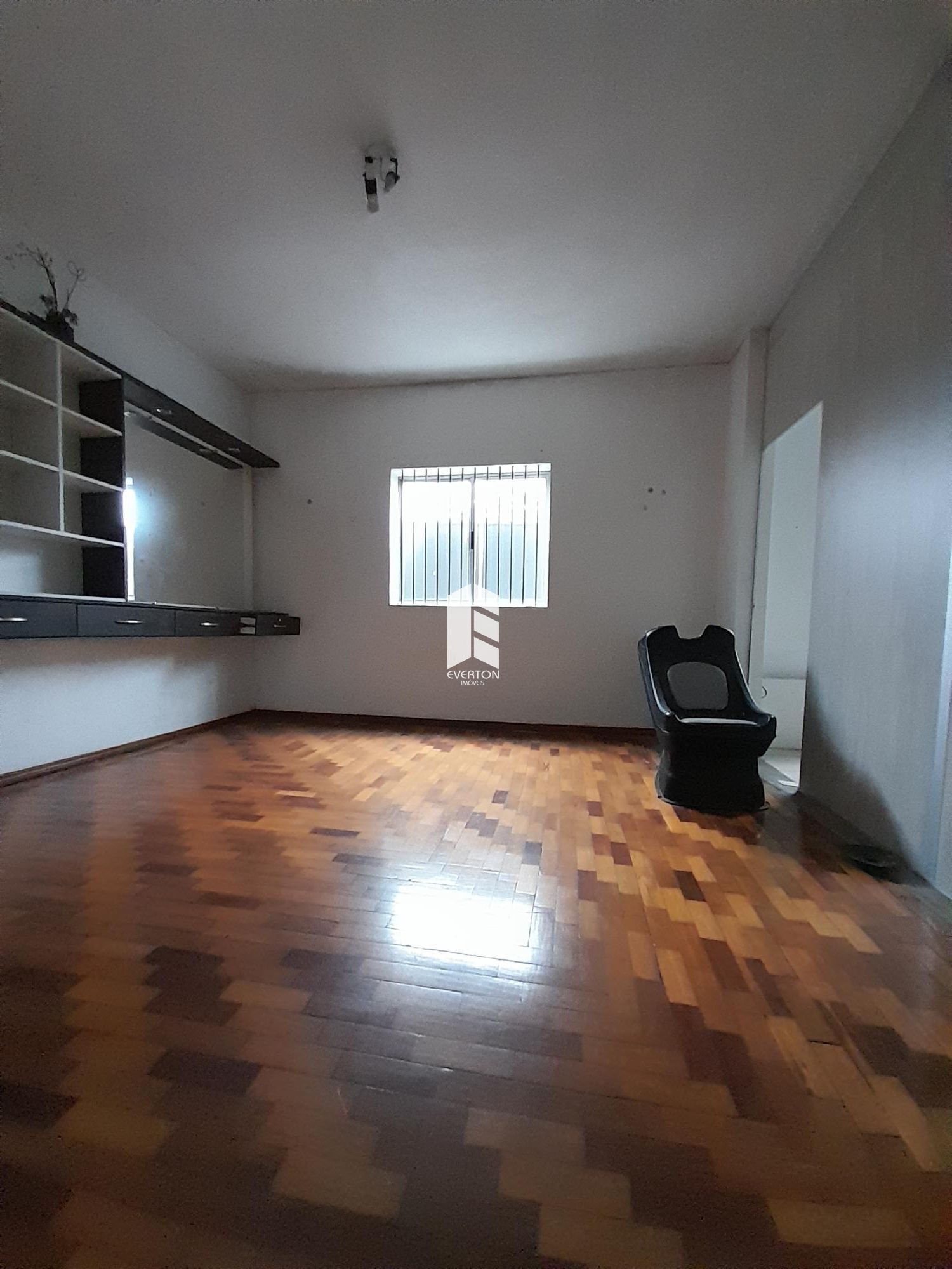 Sala Comercial de 3 quartos, 150m² no bairro Centro, em Santa Maria | Eu Corretor