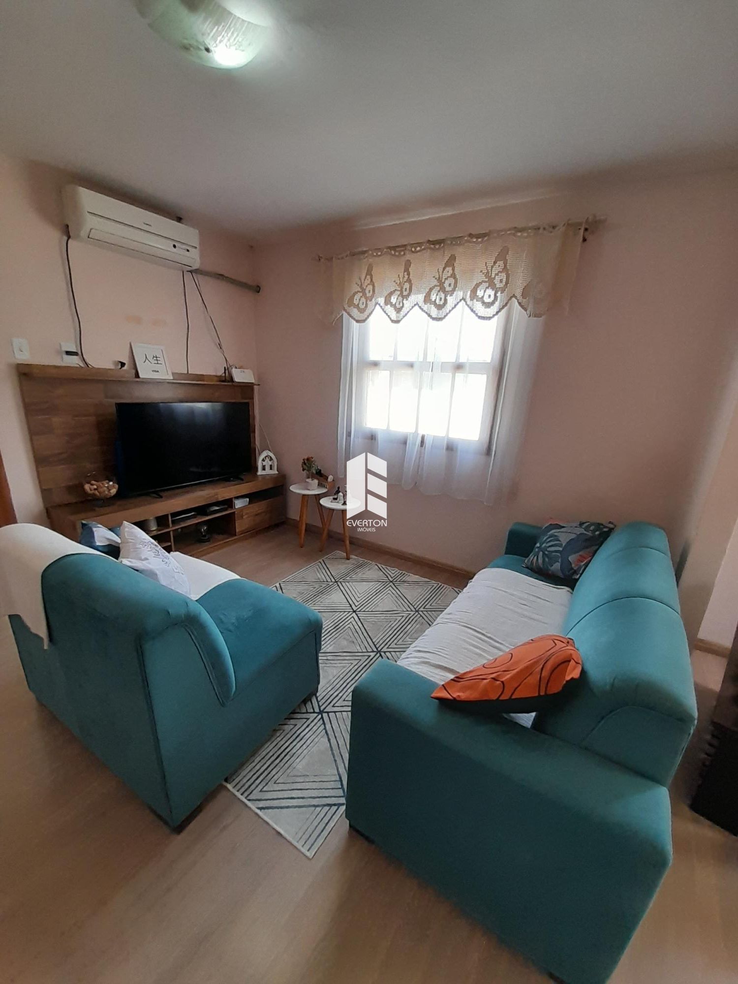 Casa de 3 quartos, 112m² no bairro Nossa Senhora Medianeira, em Santa Maria | Eu Corretor