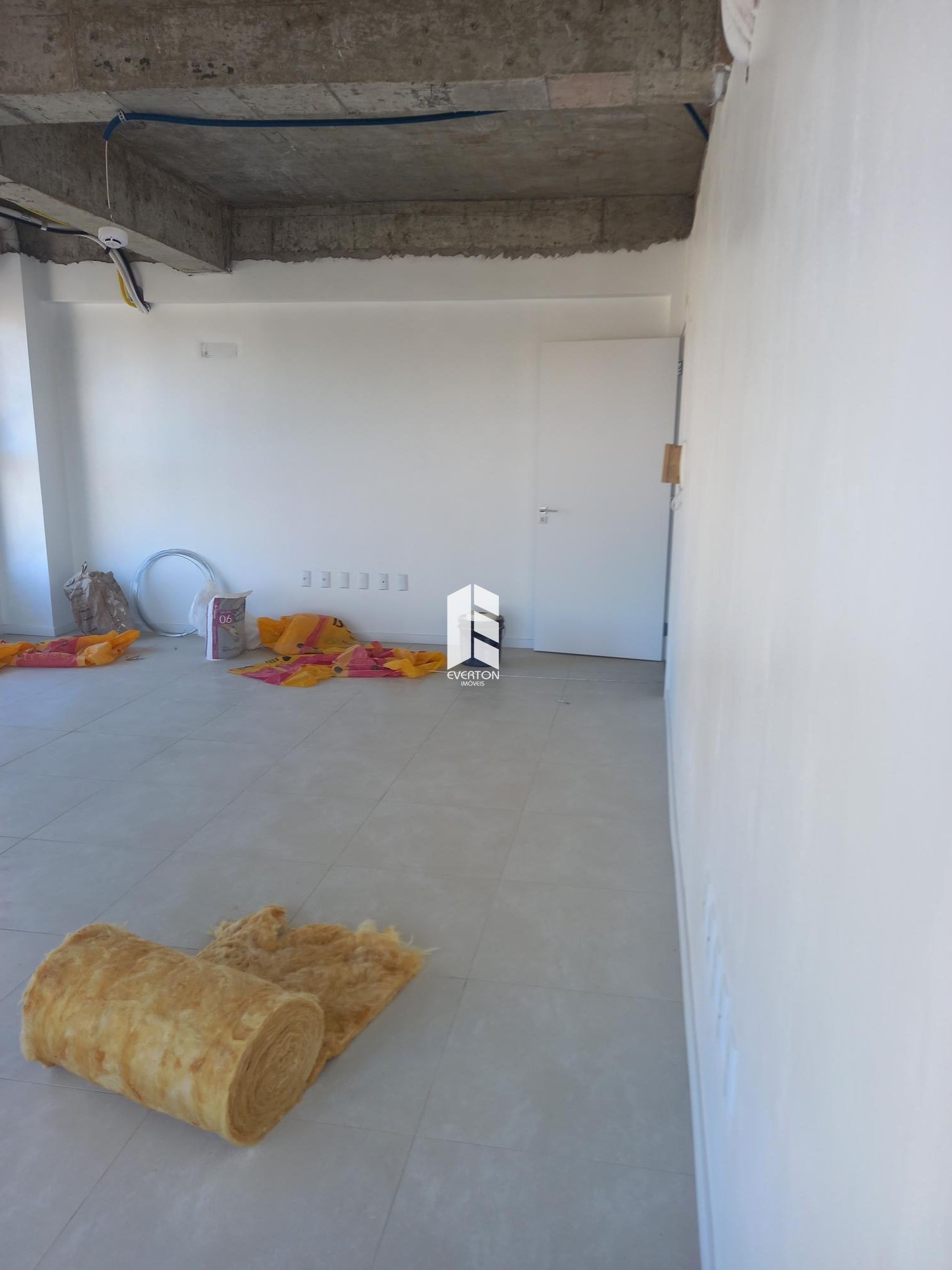 Sala Comercial de 1 quarto, 38m² no bairro Centro, em Santa Maria | Eu Corretor