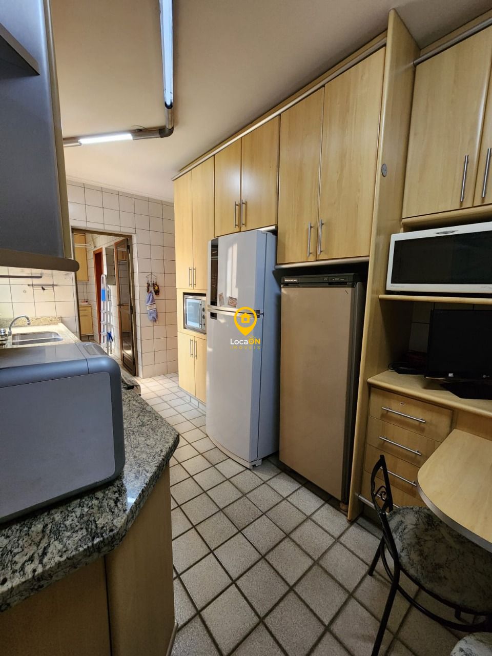 Apartamento para alugar com 3 quartos, 150m² - Foto 4