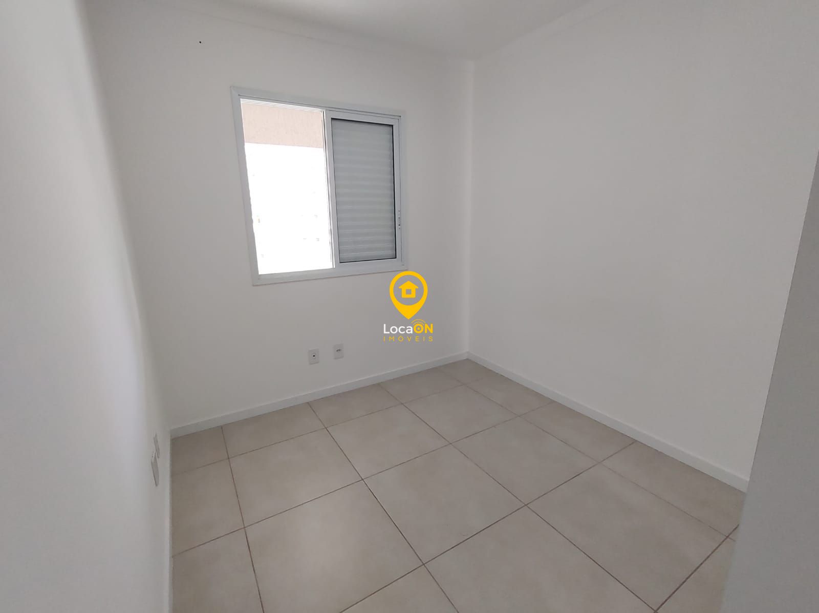 Apartamento para alugar com 2 quartos, 65m² - Foto 12