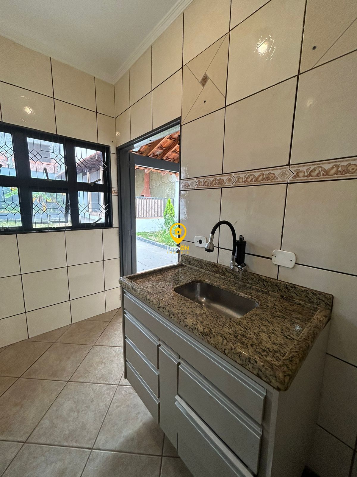 Casa para alugar com 3 quartos, 220m² - Foto 24