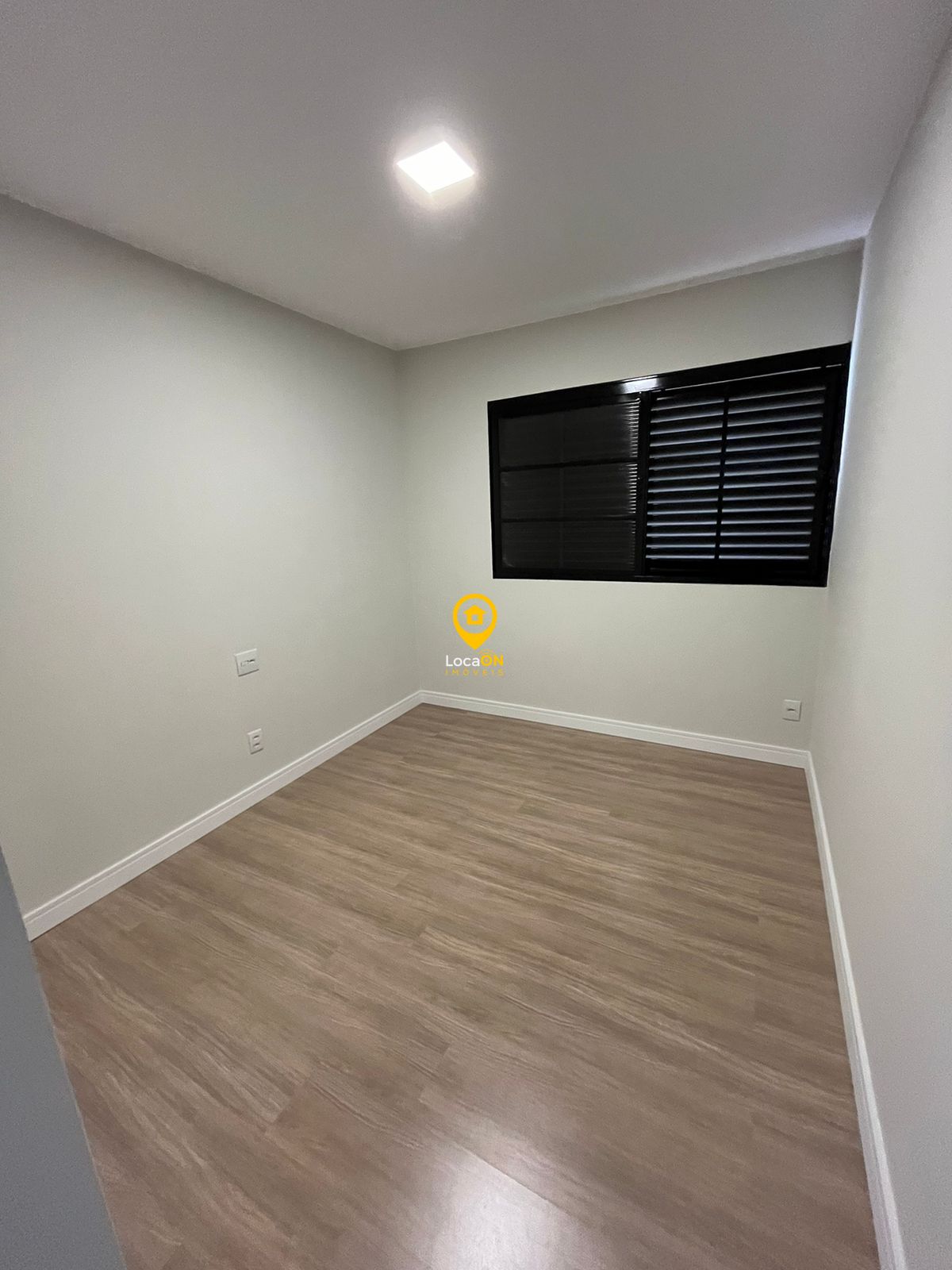 Apartamento à venda com 2 quartos, 70m² - Foto 6