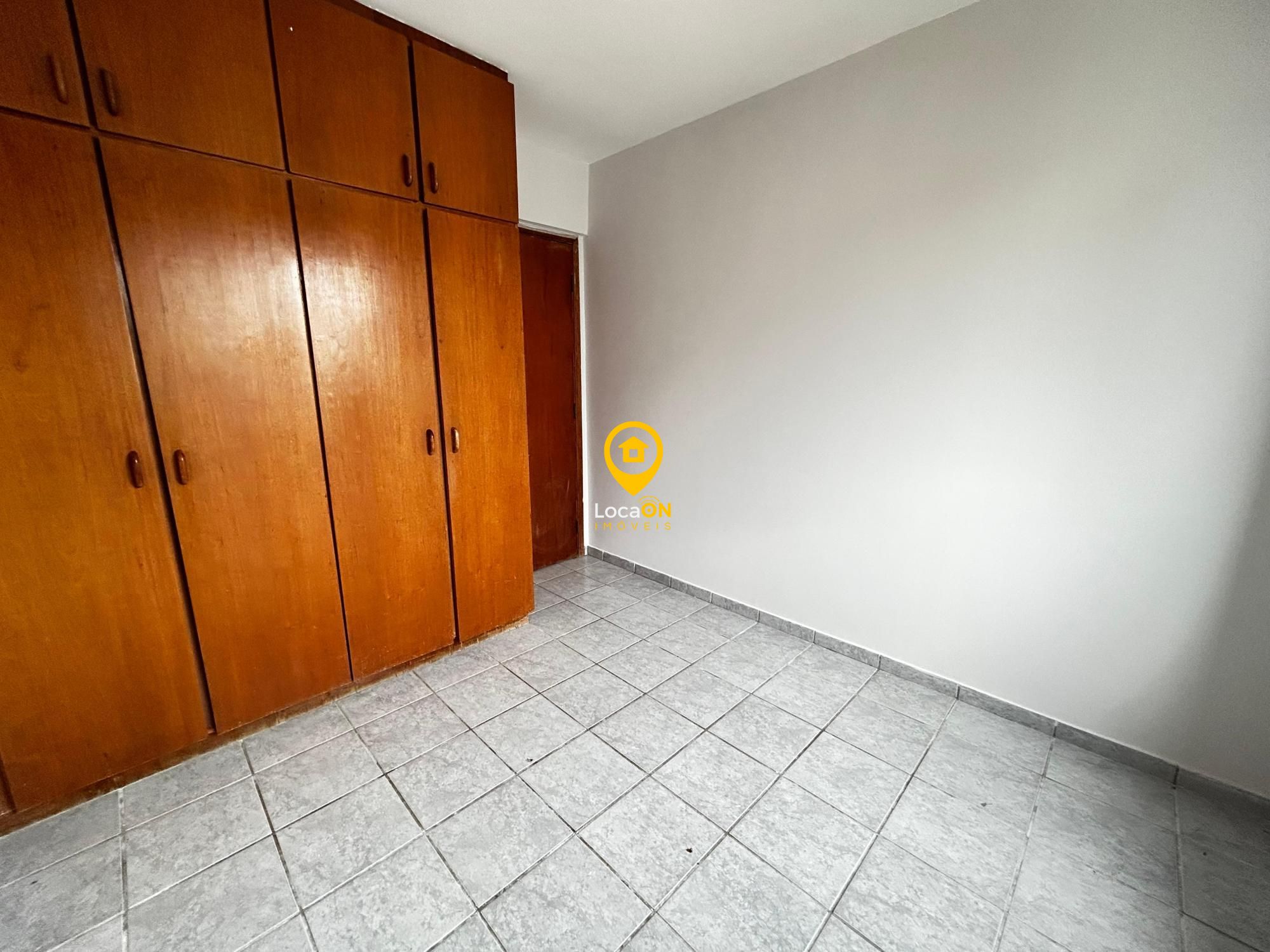 Apartamento para alugar com 3 quartos, 90m² - Foto 11