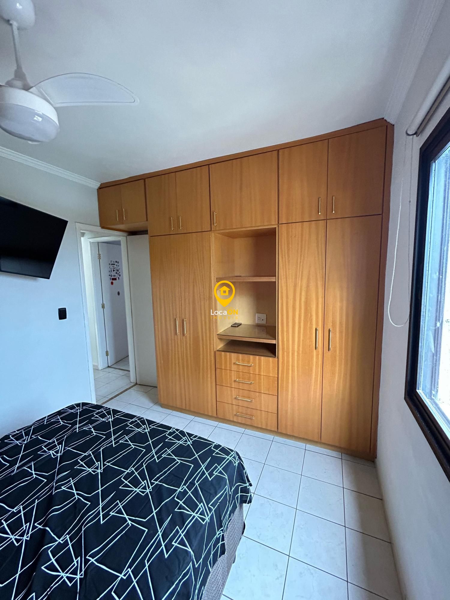 Apartamento à venda com 2 quartos, 64m² - Foto 11